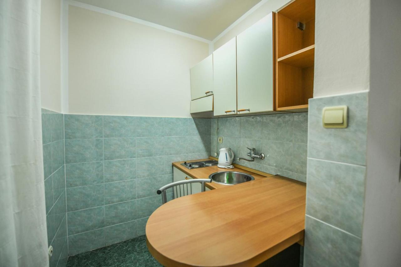 Jolly Apartments Будва Екстер'єр фото