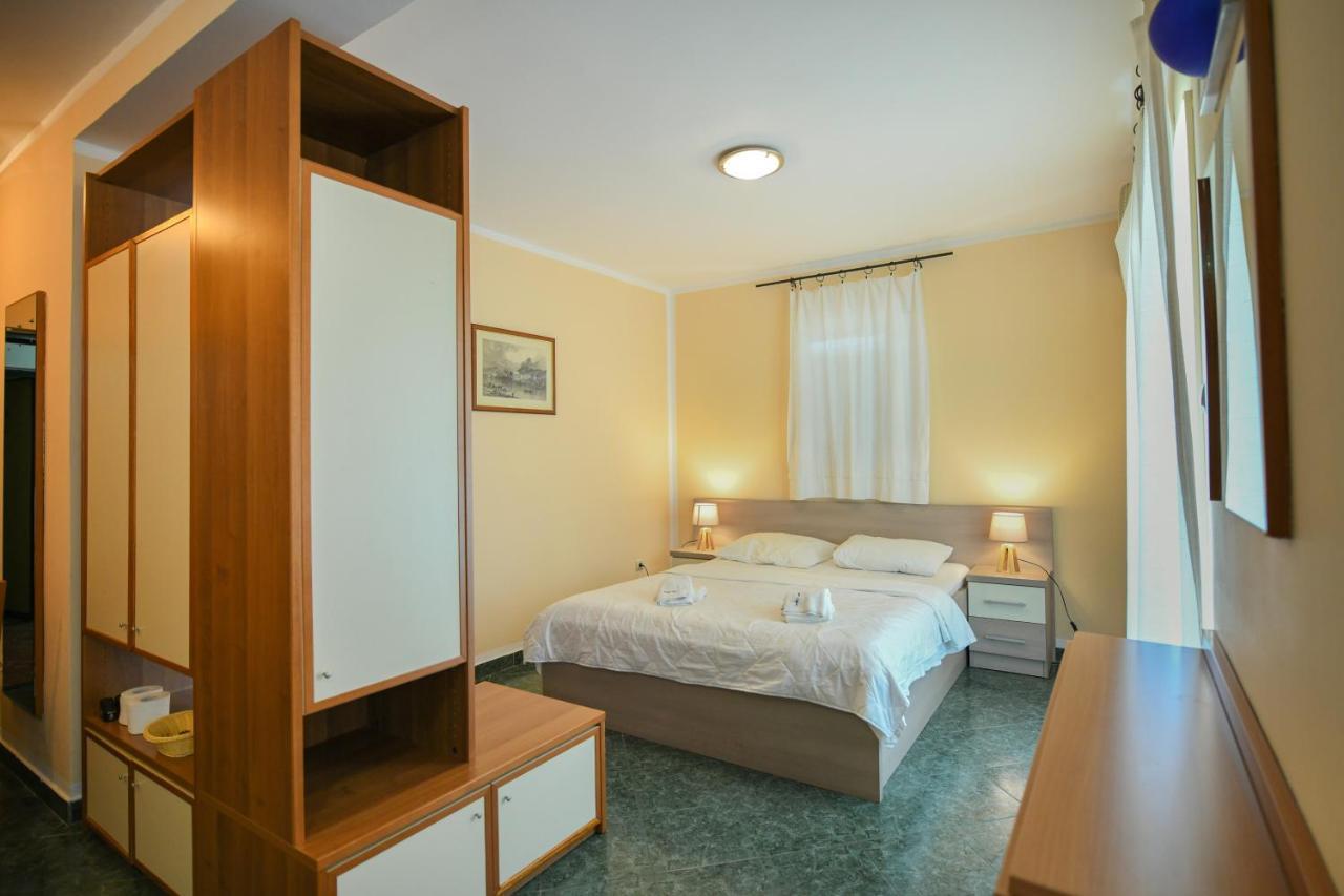 Jolly Apartments Будва Екстер'єр фото